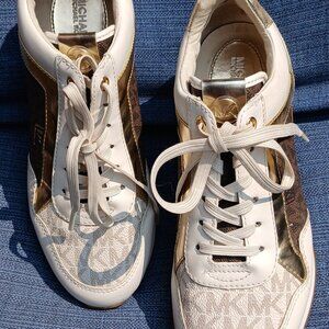MK Michael Kors Gold & White Sneakers  s-6.5 Never used